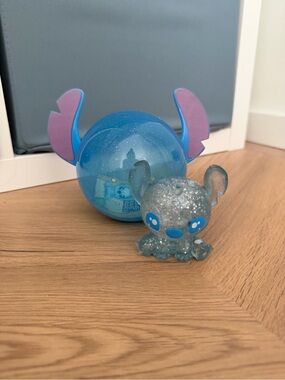 RARE Squish-A-Stitch Capsule Figure